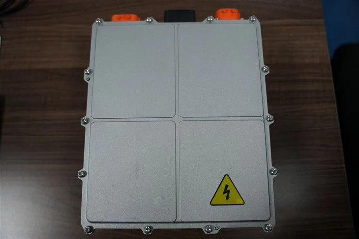 KEMING High Quality 6.6kW Commercial EV Power Charger Air Cooling On Board Charger Hi Load Car OBC